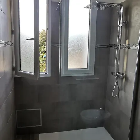 Entre Et Montagne Avec Beau Jardin Lägenhet Calenzana