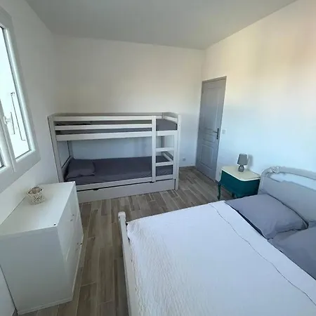 T3 Entre Et Montagne Avec Beau Jardin * Calenzana