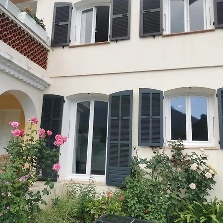 T3 Entre Et Montagne Avec Beau Jardin *
