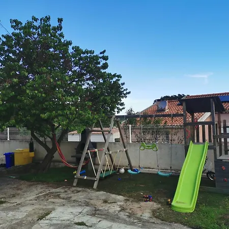 T3 Entre Et Montagne Avec Beau Jardin * Calenzana