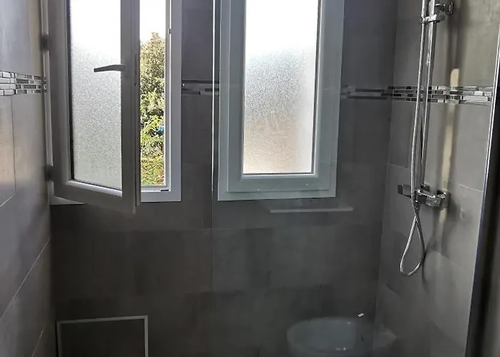 Entre Et Montagne Avec Beau Jardin 公寓 卡伦扎纳